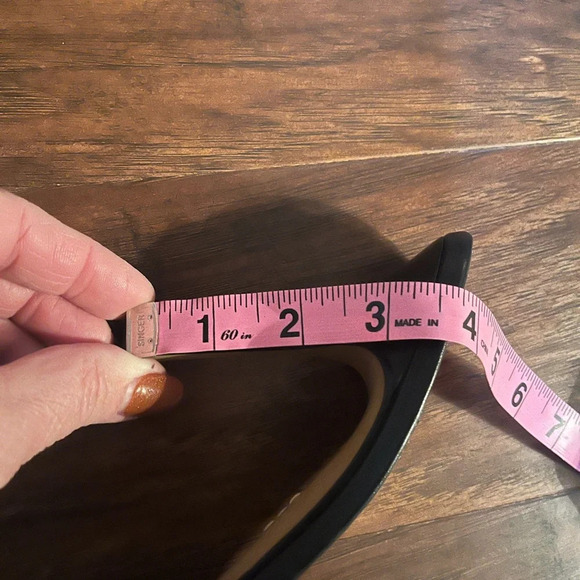 Black Leather quilted Heels by Vince Camuto-NWOT Size 9.5 - Picture 8 of 9